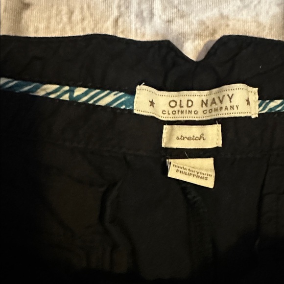 Old Navy Stretch Women’s Black Shorts Size 10 - Picture 3 of 13